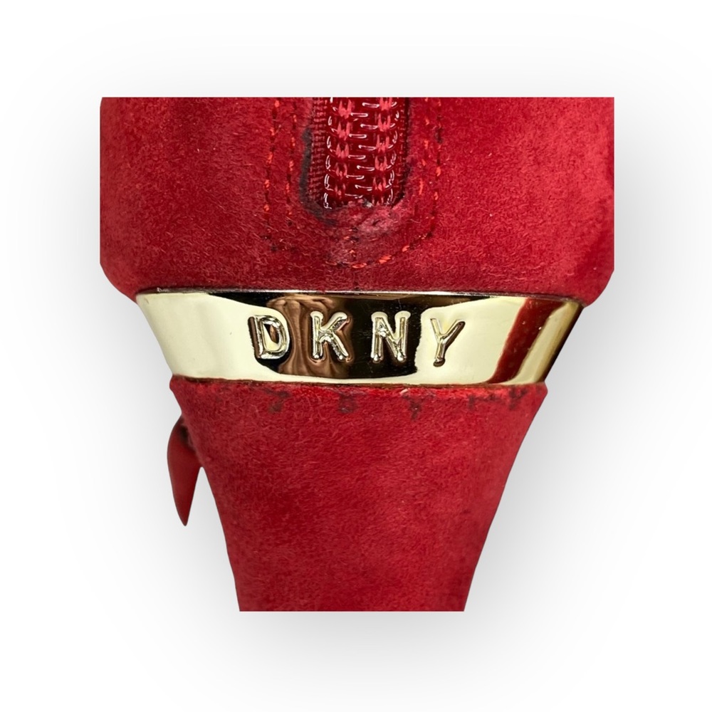 DKNY ༄ Colby T-Strap Platforms Heels Sandals༄ Red Suede Gold Detail ༄ 38 7.5M 8M - Picture 12 of 16